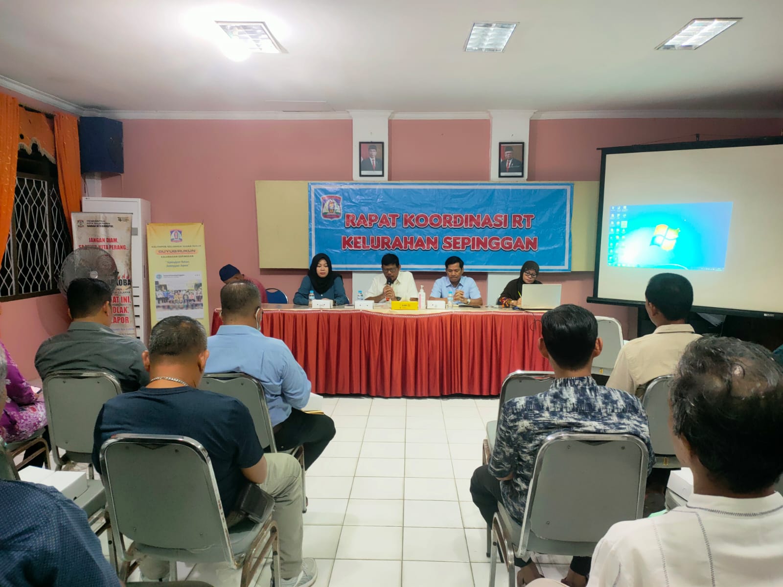 RAPAT KOORDINASI RUKUN TETANGGA (RT) KELURAHAN SEPINGGAN